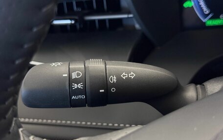 Toyota Camry, 2025 год, 4 270 000 рублей, 16 фотография