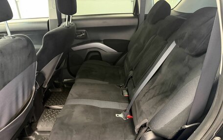 Mitsubishi Outlander III рестайлинг 3, 2008 год, 765 000 рублей, 14 фотография