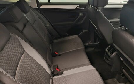 Volkswagen Tiguan II, 2020 год, 2 450 000 рублей, 32 фотография