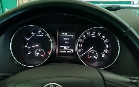 Skoda Yeti I рестайлинг, 2010 год, 600 000 рублей, 9 фотография