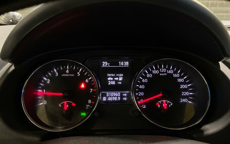 Nissan Qashqai, 2011 год, 870 000 рублей, 22 фотография