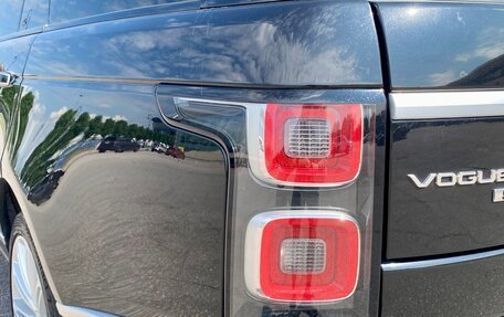 Land Rover Range Rover IV рестайлинг, 2019 год, 7 348 000 рублей, 20 фотография