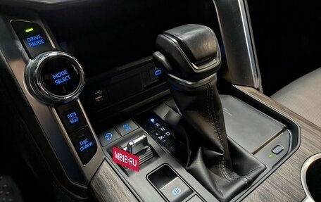 Toyota Land Cruiser, 2021 год, 8 500 000 рублей, 29 фотография