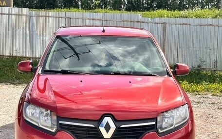 Renault Sandero II рестайлинг, 2017 год, 620 000 рублей, 1 фотография