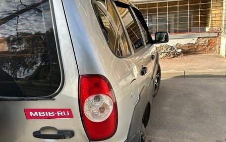 Chevrolet Niva I рестайлинг, 2011 год, 450 000 рублей, 4 фотография