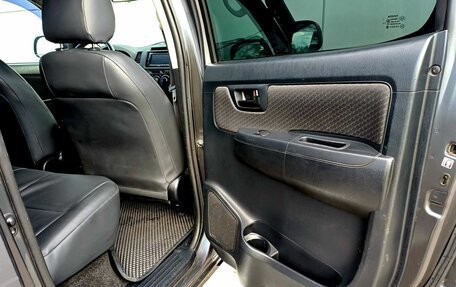 Toyota Hilux VII, 2014 год, 3 200 000 рублей, 11 фотография