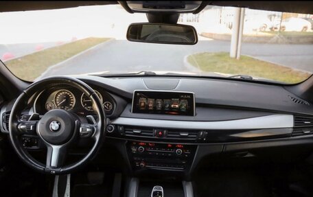 BMW X5, 2017 год, 3 200 000 рублей, 11 фотография