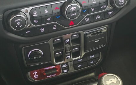 Jeep Wrangler, 2026 год, 8 300 000 рублей, 17 фотография