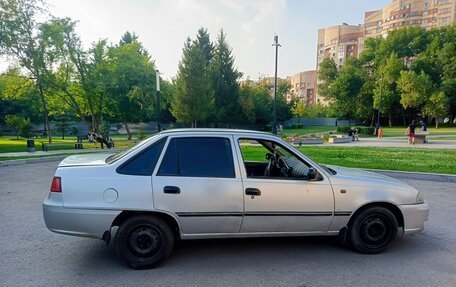 Daewoo Nexia I рестайлинг, 2010 год, 95 000 рублей, 3 фотография