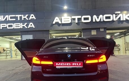 BMW 5 серия, 2021 год, 3 870 000 рублей, 6 фотография