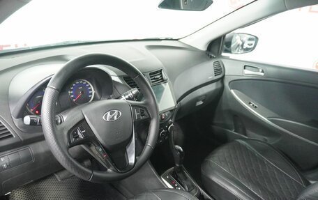 Hyundai Solaris II рестайлинг, 2015 год, 895 000 рублей, 9 фотография