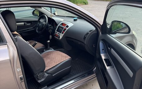 KIA cee'd I рестайлинг, 2008 год, 590 000 рублей, 13 фотография