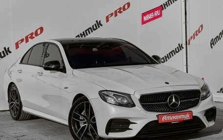 Mercedes-Benz E-Класс AMG, 2019 год, 4 950 000 рублей, 3 фотография