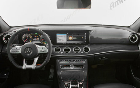 Mercedes-Benz E-Класс AMG, 2019 год, 4 950 000 рублей, 12 фотография