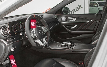 Mercedes-Benz E-Класс AMG, 2019 год, 4 950 000 рублей, 11 фотография