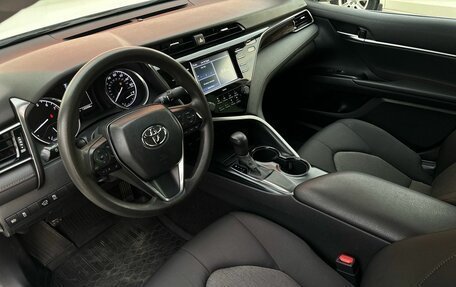 Toyota Camry, 2020 год, 2 450 000 рублей, 7 фотография