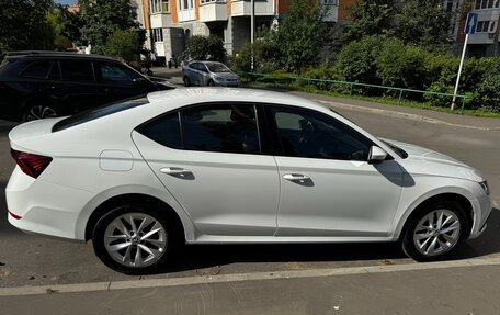 Skoda Octavia IV, 2021 год, 1 950 000 рублей, 2 фотография