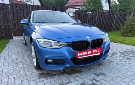 BMW 3 серия, 2017 год, 2 800 000 рублей, 14 фотография