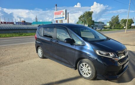 Honda Freed II, 2020 год, 1 800 000 рублей, 2 фотография