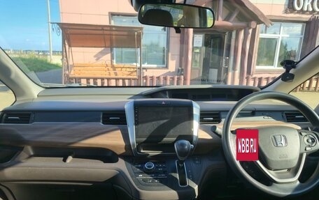 Honda Freed II, 2020 год, 1 800 000 рублей, 5 фотография