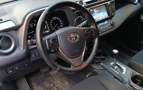 Toyota RAV4, 2017 год, 3 050 000 рублей, 14 фотография