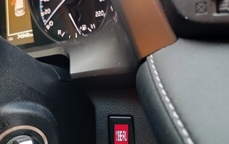 Toyota RAV4, 2017 год, 3 050 000 рублей, 10 фотография