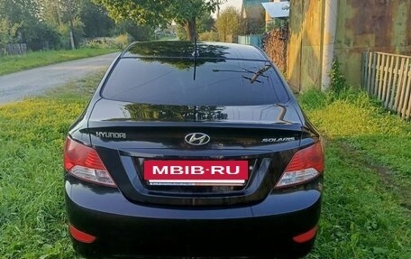 Hyundai Solaris II рестайлинг, 2013 год, 850 000 рублей, 10 фотография
