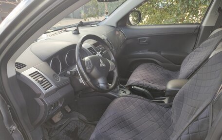 Mitsubishi Outlander III рестайлинг 3, 2011 год, 1 080 000 рублей, 8 фотография