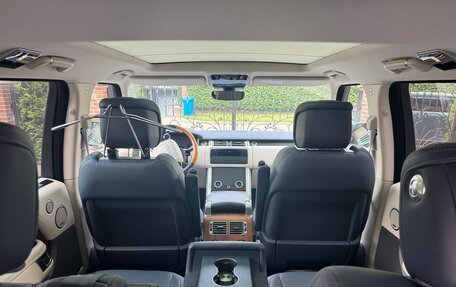 Land Rover Range Rover IV рестайлинг, 2018 год, 7 700 000 рублей, 10 фотография