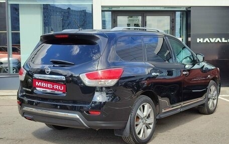 Nissan Pathfinder, 2015 год, 1 999 000 рублей, 5 фотография