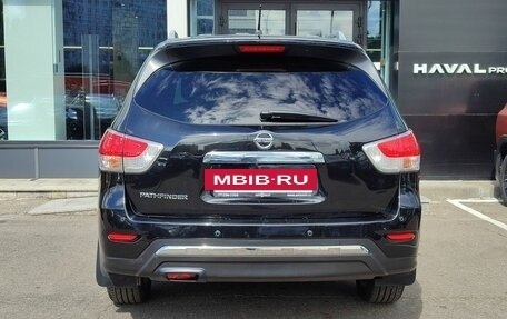 Nissan Pathfinder, 2015 год, 1 999 000 рублей, 6 фотография