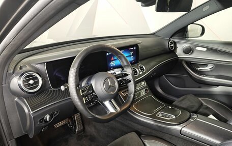 Mercedes-Benz E-Класс, 2021 год, 4 090 000 рублей, 19 фотография