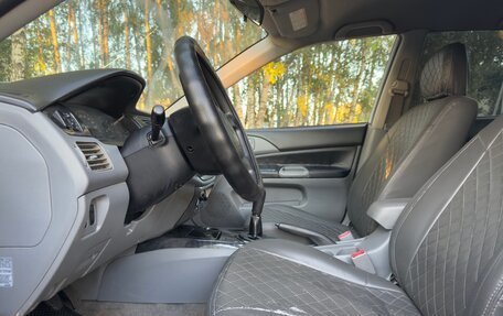 Mitsubishi Lancer IX, 2003 год, 199 999 рублей, 10 фотография