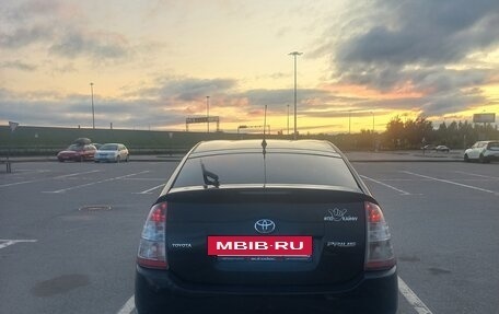 Toyota Prius, 2004 год, 372 000 рублей, 6 фотография