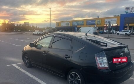 Toyota Prius, 2004 год, 372 000 рублей, 7 фотография