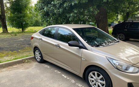 Hyundai Solaris II рестайлинг, 2012 год, 830 000 рублей, 8 фотография