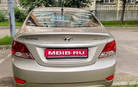 Hyundai Solaris II рестайлинг, 2012 год, 830 000 рублей, 6 фотография