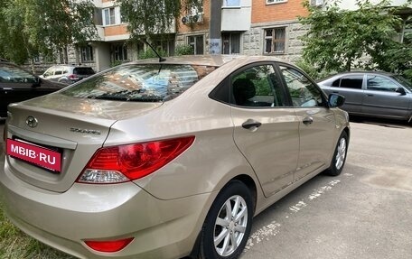 Hyundai Solaris II рестайлинг, 2012 год, 830 000 рублей, 7 фотография