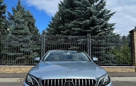 Mercedes-Benz E-Класс, 2017 год, 3 550 000 рублей, 3 фотография