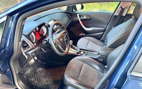 Opel Astra J, 2011 год, 945 000 рублей, 7 фотография