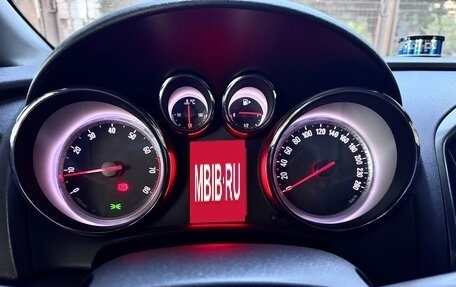 Opel Astra J, 2011 год, 945 000 рублей, 9 фотография