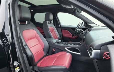 Jaguar F-Pace, 2018 год, 3 377 000 рублей, 9 фотография