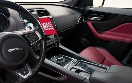 Jaguar F-Pace, 2018 год, 3 377 000 рублей, 20 фотография