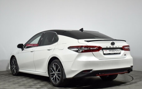 Toyota Camry, 2021 год, 2 890 000 рублей, 8 фотография