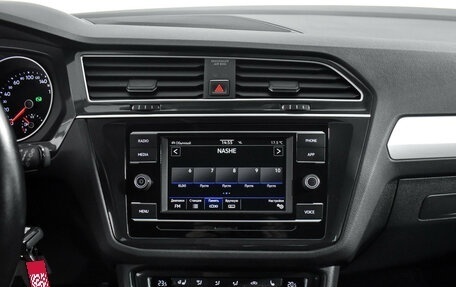 Volkswagen Tiguan II, 2017 год, 2 400 000 рублей, 17 фотография
