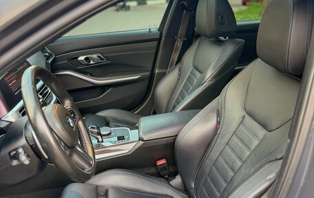 BMW 3 серия, 2019 год, 4 450 000 рублей, 9 фотография