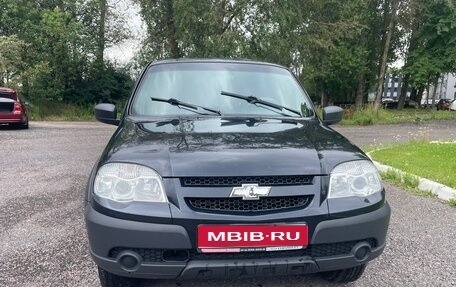 Chevrolet Niva I рестайлинг, 2016 год, 450 000 рублей, 1 фотография