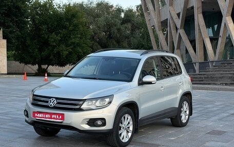 Volkswagen Tiguan I, 2012 год, 1 220 000 рублей, 2 фотография