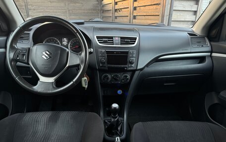 Suzuki Swift IV, 2011 год, 640 000 рублей, 10 фотография