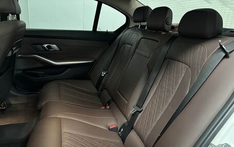 BMW 3 серия, 2022 год, 3 100 000 рублей, 18 фотография
